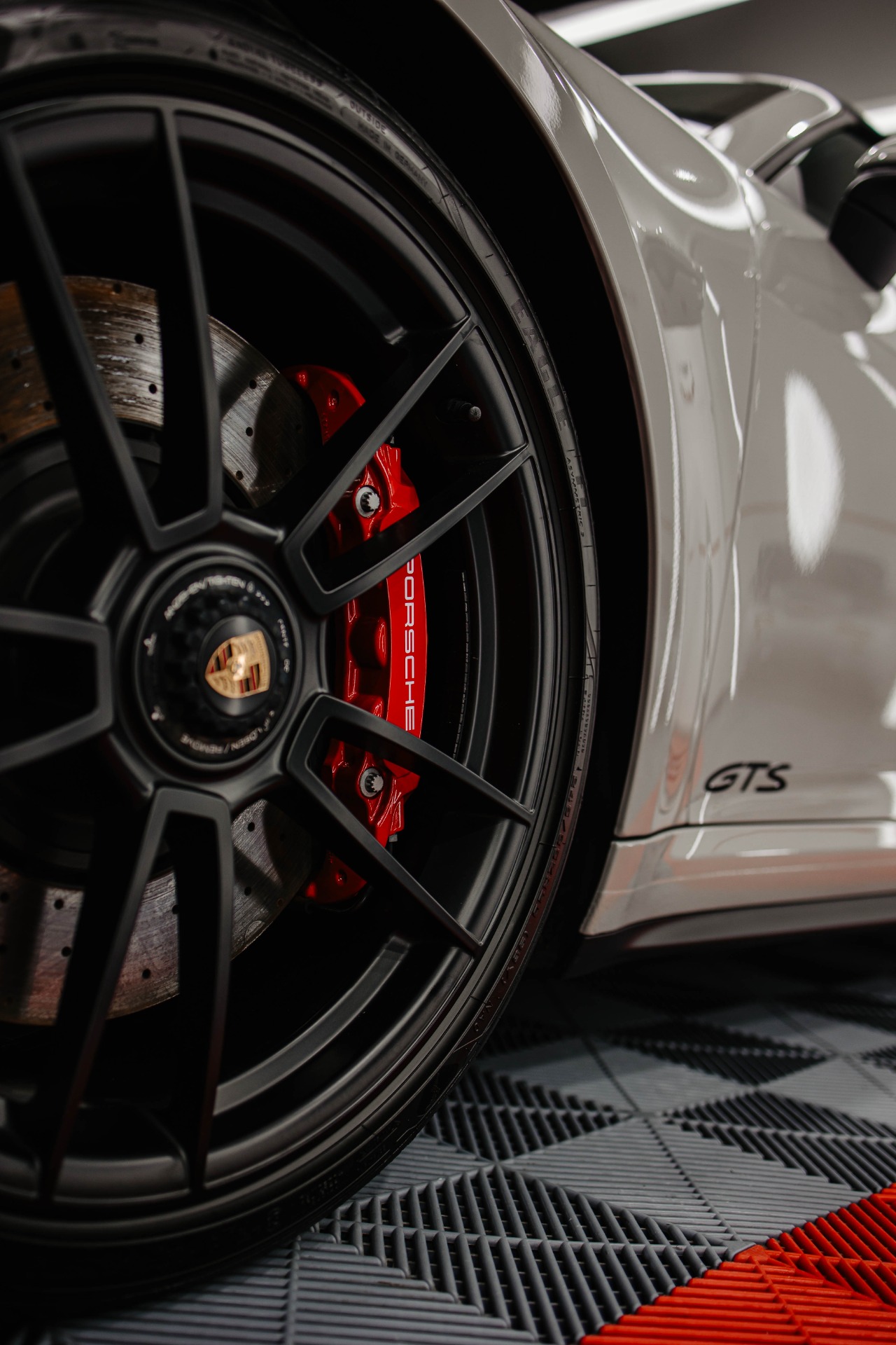 Prezentare Porsche 911 Targa GTS